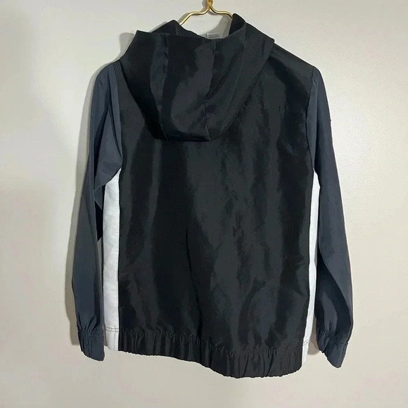 Reebok Youth Black Light Weigh Jacket Size L - Picture 2 of 4